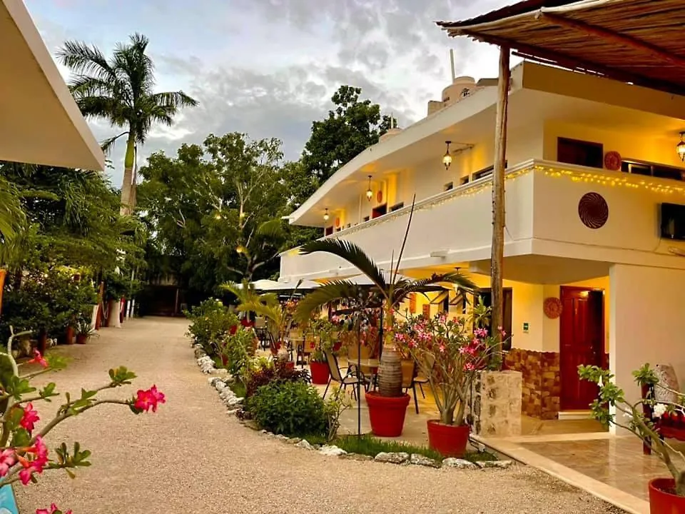 Hotel Casa Lima Bacalar 2*,