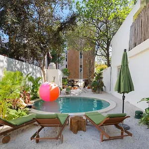 Oostel Smart - Pueblo (adults Only) Hostel Tulum